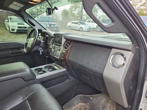 Used 2016 Ford F250 Lariat w/ Lariat Ultimate Package image 19