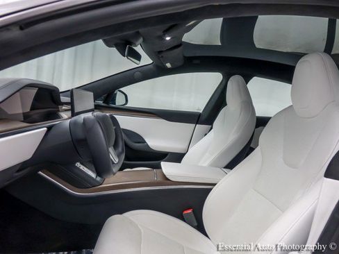 Used 2023 Tesla Model S REFRESH image 12