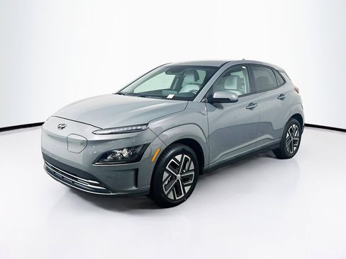 Used 2023 Hyundai Kona SE w/ Cargo Package image 3