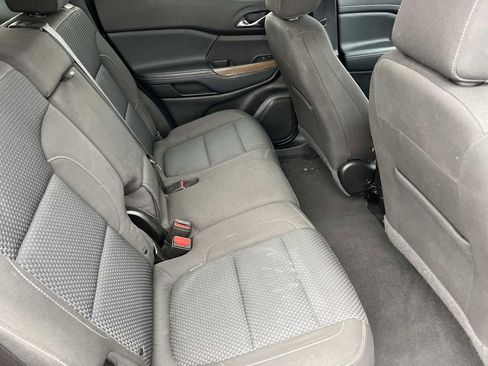 Used 2020 GMC Acadia SLE w/ Driver Convenience Package image 20