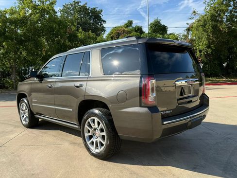 Used 2020 GMC Yukon Denali AWD/4WD image 4