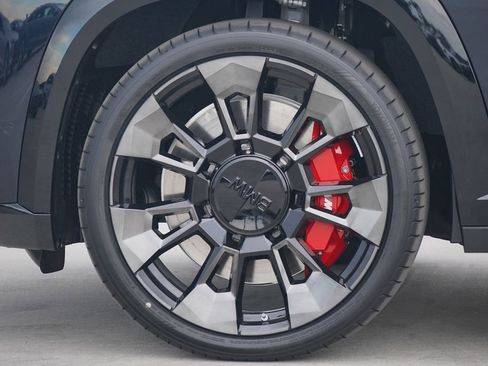 New 2026 BMW XM Label Red image 5