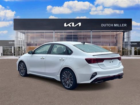 Used 2023 Kia Forte GT image 5