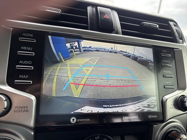 Used 2020 Toyota 4Runner SR5 AWD/4WD image 34