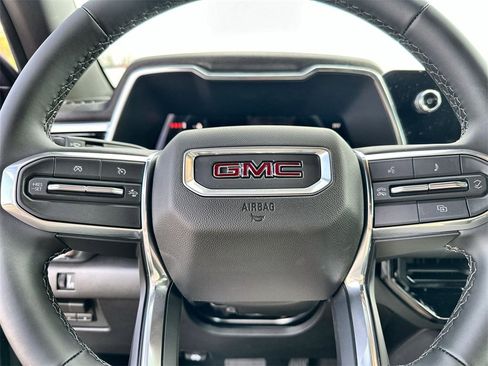 New 2026 GMC Canyon Elevation w/ Convenience Package image 33