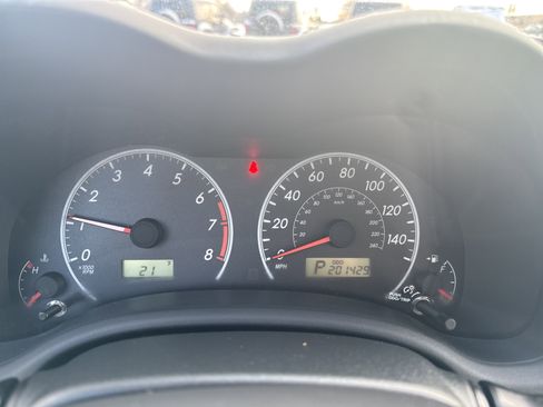 Used 2011 Toyota Corolla LE image 18