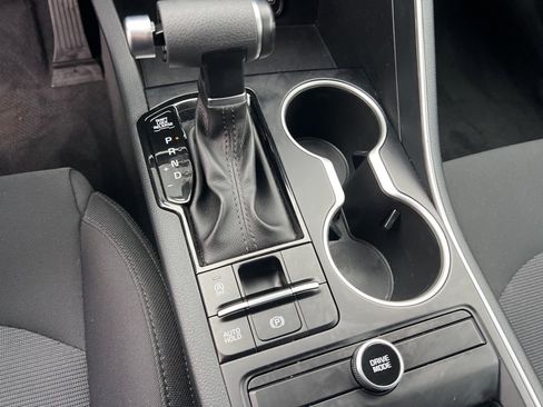 Used 2021 Kia K5 LX image 17