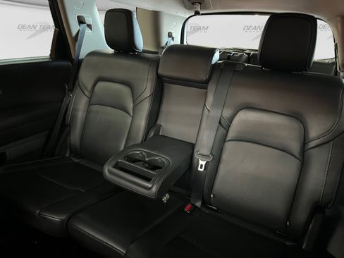 Used 2025 Nissan Pathfinder SL AWD/4WD image 15