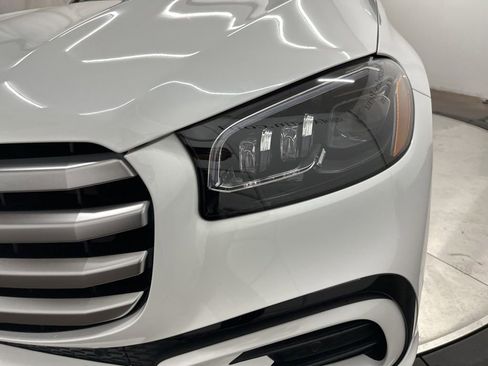 New 2026 Mercedes-Benz GLS 580 4MATIC image 34