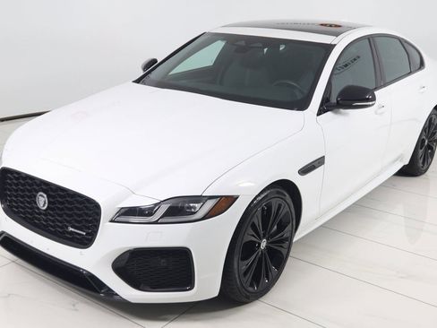 Used 2024 Jaguar XF R-Dynamic SE image 25