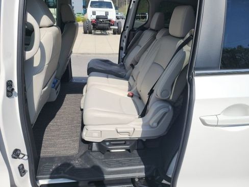 Used 2025 Honda Odyssey EX-L image 13