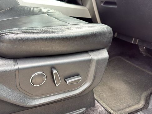 Used 2015 Ford F150 Lariat w/ Equipment Group 502A Luxury image 23