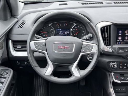 Used 2023 GMC Terrain SLE w/ Driver Convenience Package AWD/4WD image 17