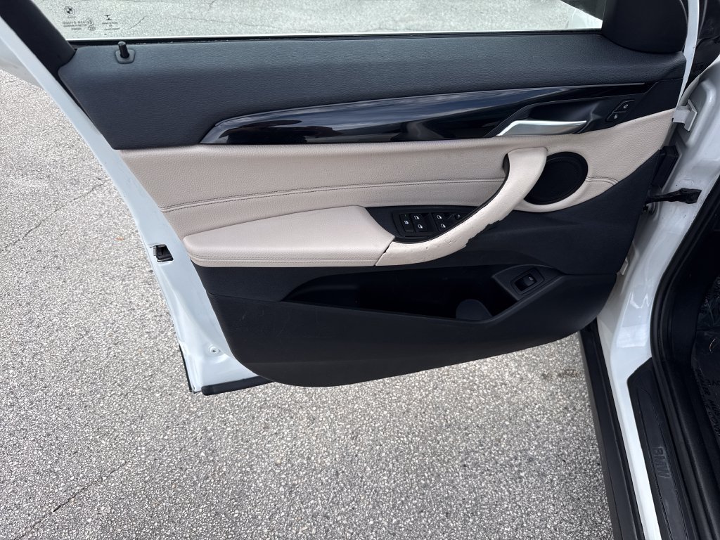 Used 2019 BMW X2 sDrive28i w/ Convenience Package FWD image 14