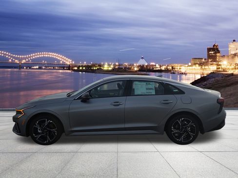 New 2026 Kia K5 GT-Line image 2