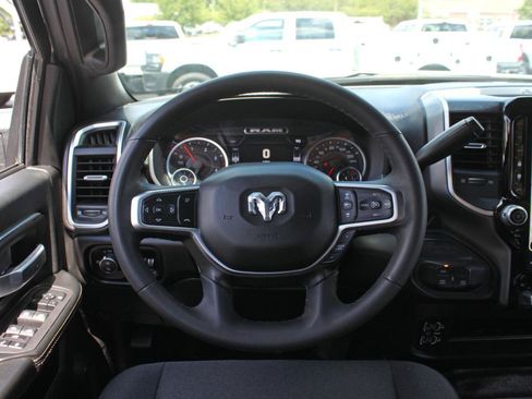 Used 2025 RAM 5500 4x4 Crew Cab image 23