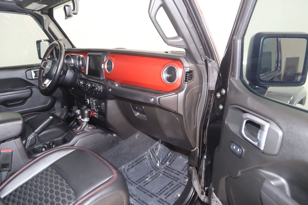 Used 2022 Jeep Gladiator Rubicon w/ LED Lighting Group AWD/4WD image 34
