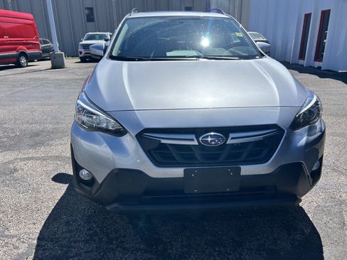 Used 2023 Subaru Crosstrek 2.0i Premium AWD/4WD image 9