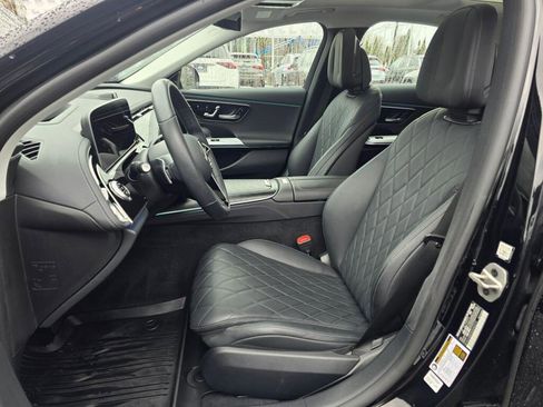 Used 2024 Mercedes-Benz E 450 4MATIC Sedan image 13