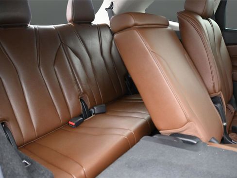 Certified 2022 Acura MDX SH-AWD w/ Technology Package image 23