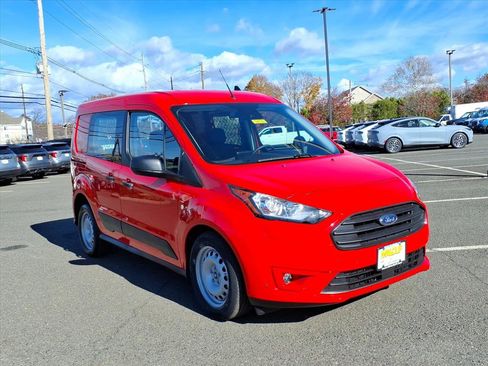 Used 2022 Ford Transit Connect XLT image 1