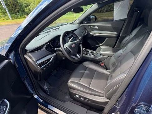 Used 2019 Cadillac XT4 Premium Luxury AWD/4WD image 18