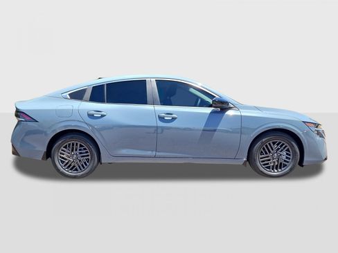 New 2026 Nissan Sentra SV w/ SV Convenience Package FWD image 4