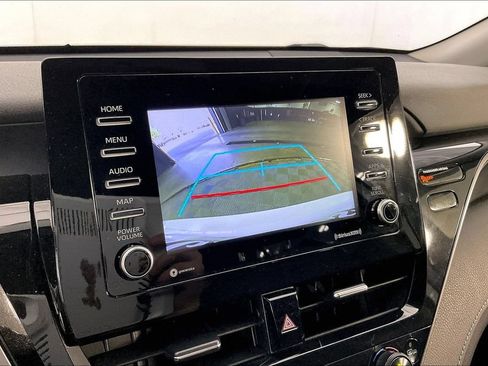 Used 2024 Toyota Camry SE FWD image 27