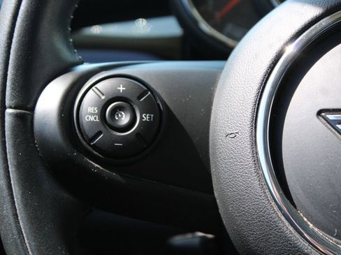 Used 2020 MINI Cooper 2-Door Hardtop FWD image 24