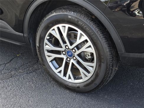 Used 2021 Ford Escape SEL image 18