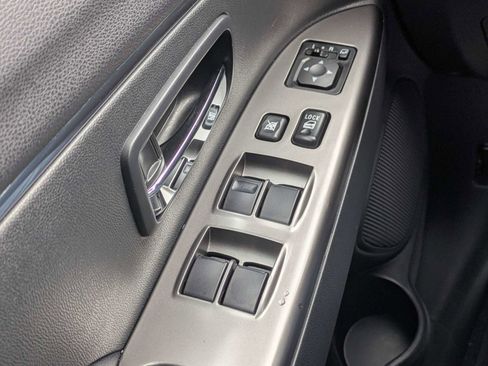 Used 2026 Mitsubishi Outlander Sport SE AWD/4WD image 23