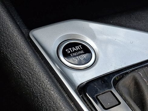 Used 2025 Nissan Altima 2.5 SV FWD image 22