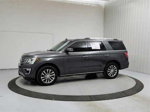 Used 2018 Ford Expedition Limited image 3