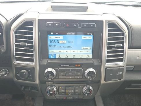 Used 2018 Ford F250 Platinum w/ Platinum Ultimate Package image 33