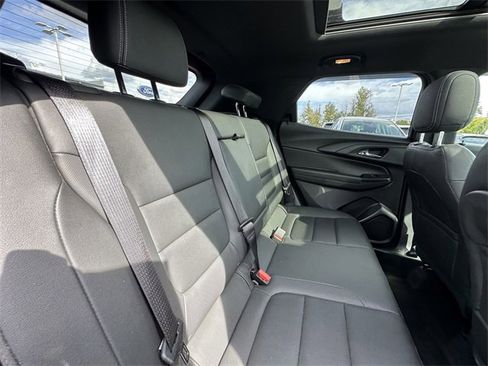 Used 2022 Chevrolet TrailBlazer ACTIV w/ Sun and Liftgate Package image 36