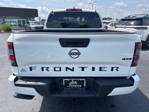 New 2026 Nissan Frontier SV w/ All-Weather Content Package AWD/4WD image 4