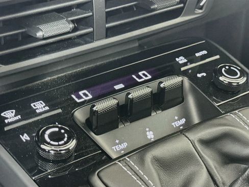 Certified 2025 Porsche 911 GT3 RWD image 21
