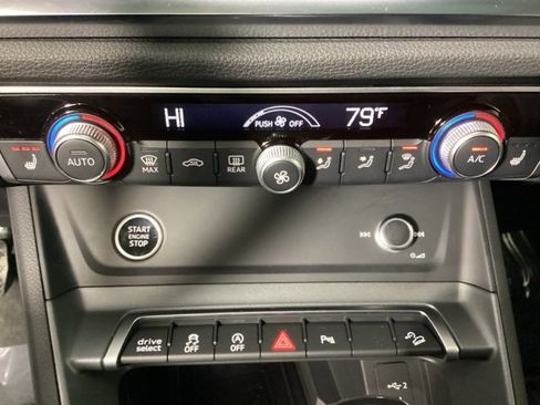 Used 2025 Audi Q3 2.0T Premium w/ Convenience Package image 24