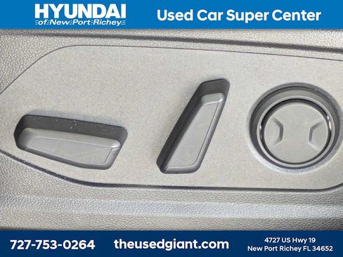 Used 2023 Hyundai Santa Cruz SEL w/ Activity Package FWD image 20
