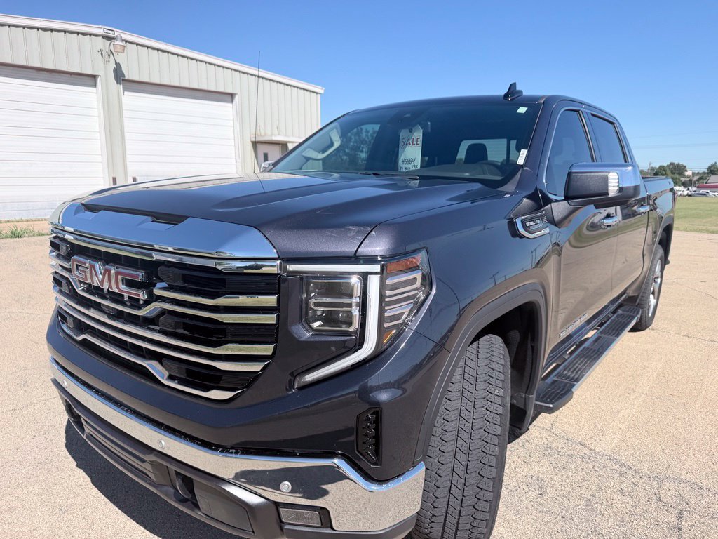 Used 2024 GMC Sierra 1500 SLT AWD/4WD image 9
