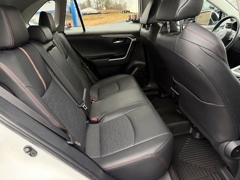 Used 2024 Toyota RAV4 Adventure image 23