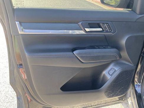 Used 2026 GMC Terrain Elevation w/ Elevation Premium Package FWD image 14