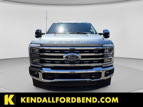 Used 2023 Ford F350 Lariat w/ Lariat Ultimate Package AWD/4WD image 8
