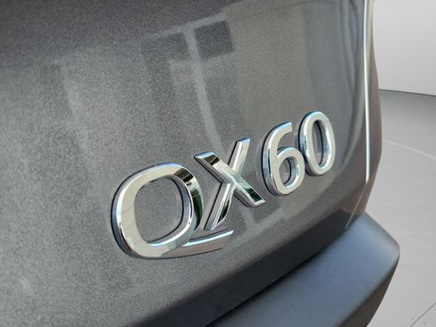 Certified 2025 INFINITI QX60 Pure image 33