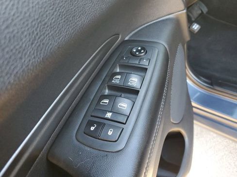 Used 2021 Dodge Durango SXT image 16