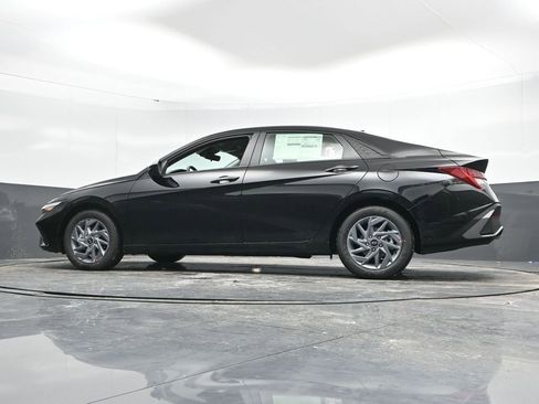 New 2026 Hyundai Elantra Blue image 48