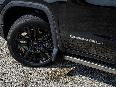 Used 2024 GMC Sierra 1500 Denali image 16
