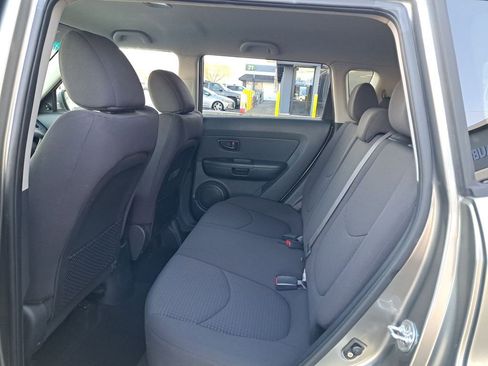 Used 2013 Kia Soul Base image 14