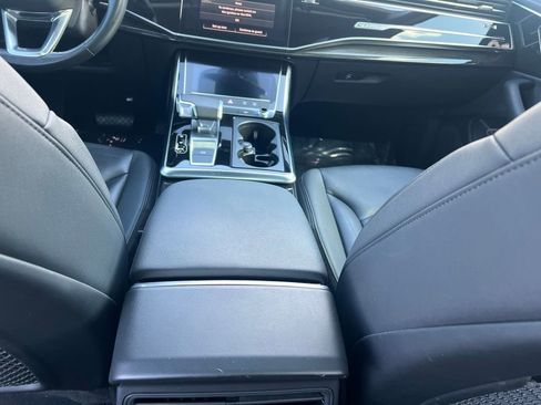 Used 2022 Audi Q7 2.0T Premium w/ Convenience Package AWD/4WD image 21