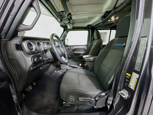 Used 2023 Jeep Wrangler Unlimited Rubicon 4xe w/ Cold Weather Group image 13